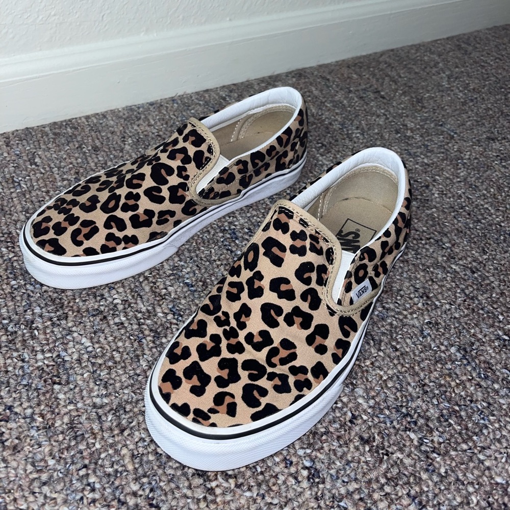 Women’s Size 8 Cheetah Print Slip-On Vans in Excellent Used Condition